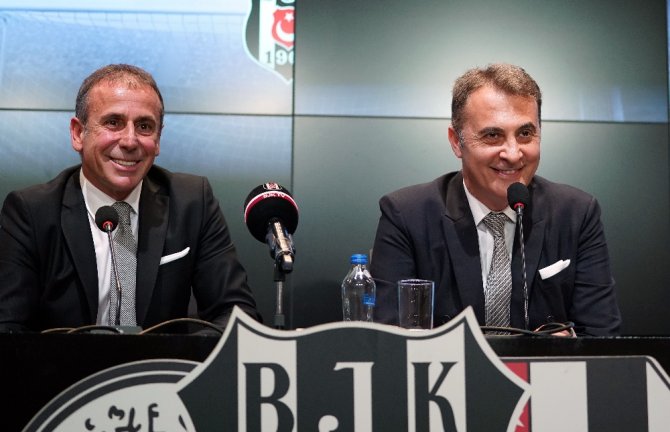 Beşiktaş, Abdullah Avcı İle Resmi Sözleşmeyi İmzaladı