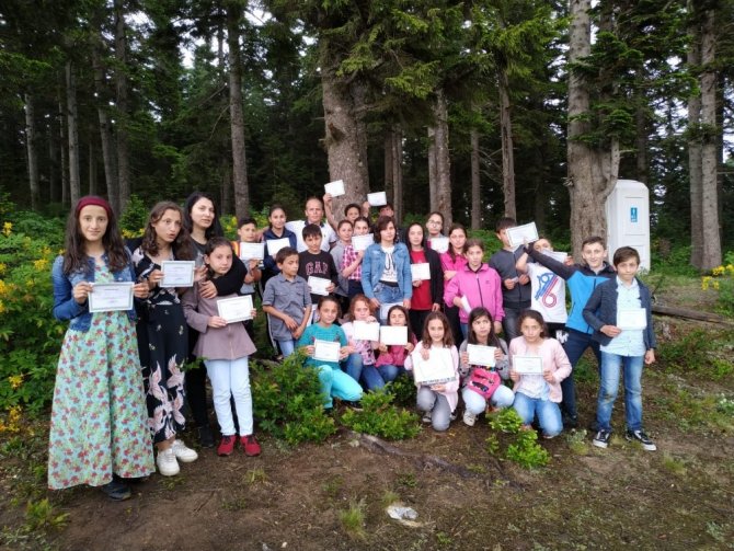 Karnelerini Yaylada Aldılar