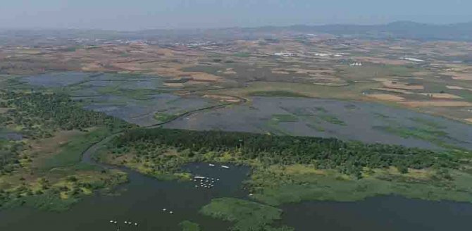 Su Altında Kalan Tarım Arazileri Havadan Görüntülendi