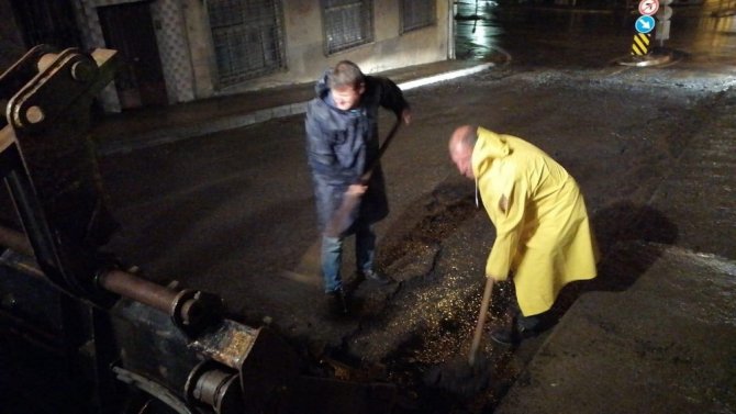 Ortahisar Belediyesi Gece Boyunca Yağmur Sularıyla Mücadele Etti