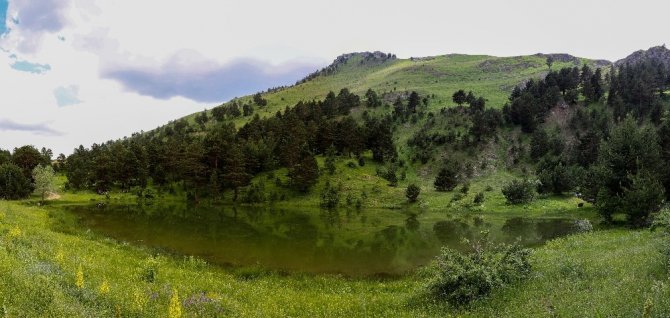 Tabiat Harikası Altınpınar Limni Gölü ’Tabiat Parkı’ Olmayı Bekliyor