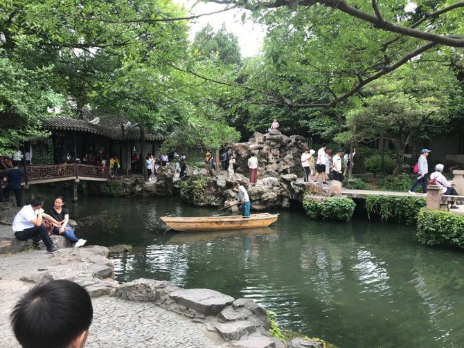 Tarihi Çin Bahçelerine Turist Akını