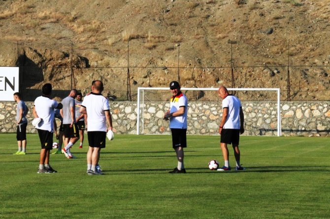 Evkur Yeni Malatyaspor’da Yeni Sezon Hazırlıkları Başladı 