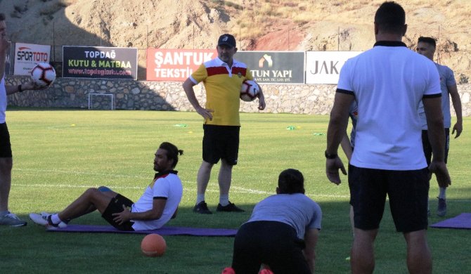 E.yeni Malatyaspor’un Kampa Hazırlığı Sürüyor