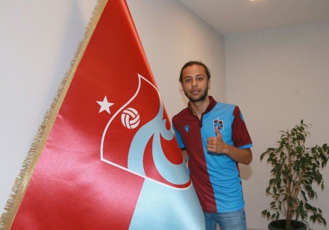 Trabzonspor, Taha Tunç İle 3 Yıllık Sözleşme İmzaladı
