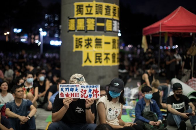 Hong Kong’da Göstericiler G20 Liderlerinden Harekete Geçmelerini İstedi