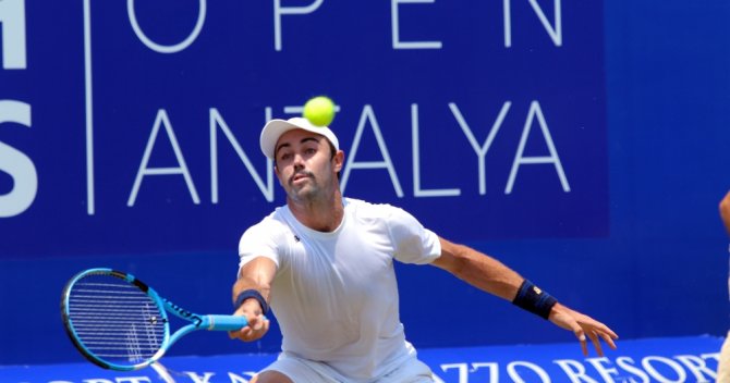 Antalya’da İlk Finalist Miomir Kecmanovic