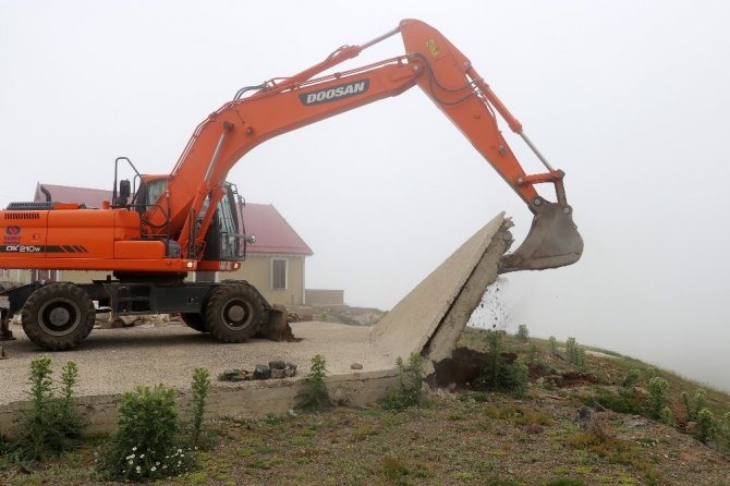 Gümüşhane Yaylalarında Yeni Kaçak Yapılara İzin Verilmiyor