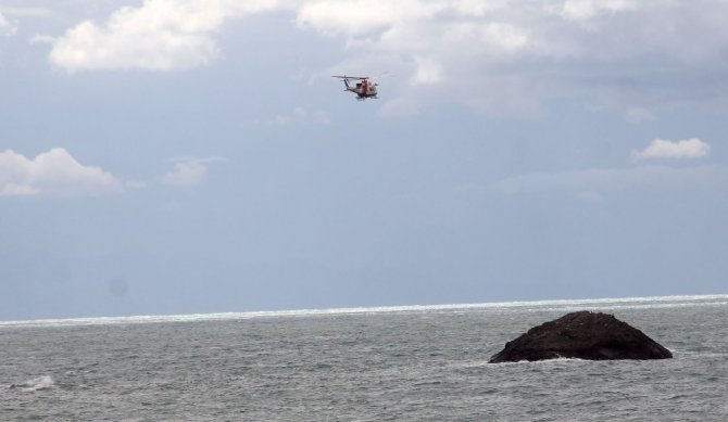 Kayıp Öğretmenin Köpeği Sahilde Sahibini Bekliyor