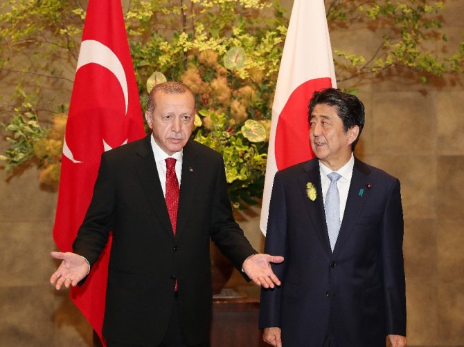 Japonya Başbakanı Abe İle Çalışma Yemeğine Katıldı