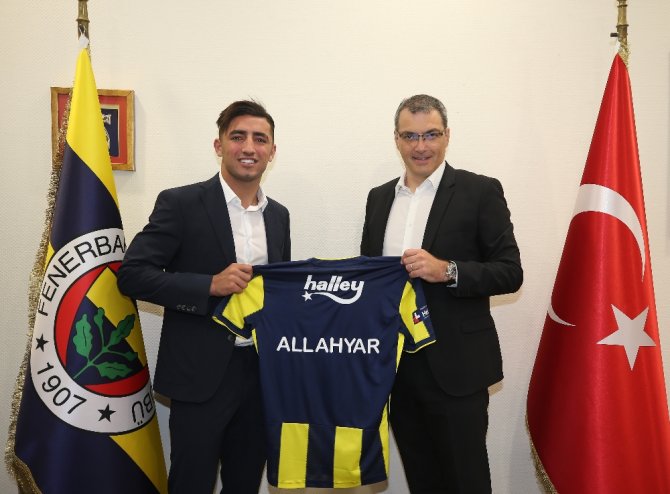 Fenerbahçe Allahyar Sayyadmanesh Transferini Açıkladı