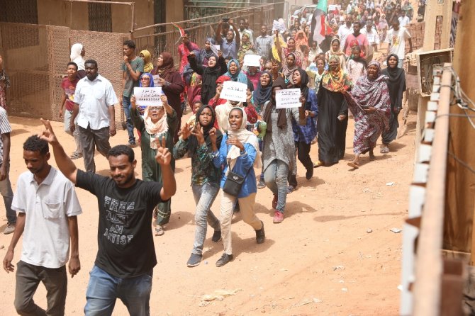 Sudan’da Ölü Sayısı 10’a Yükseldi