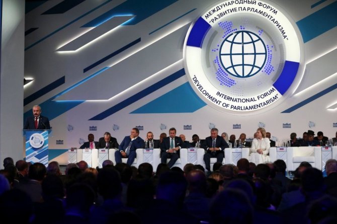 Tbmm Başkanı Şentop Rusya’da Mevkidaşlarıyla Bir Araya Geldi