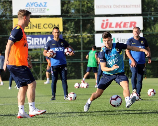 Fenerbahçe’de Yeni Sezon Hazırlıkları Sürüyor