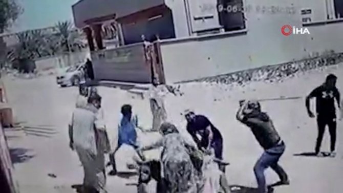 Kopya Çeken Öğrencisini Yakalayan Öğretmene Linç Girişimi