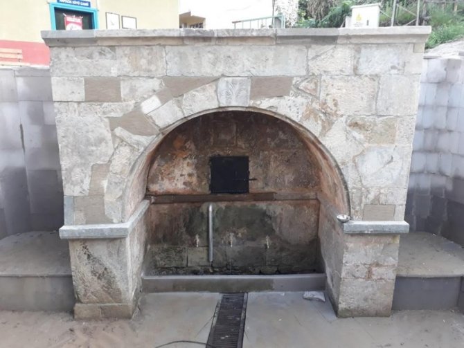 6 Asırlık Çeşmeye Restorasyon