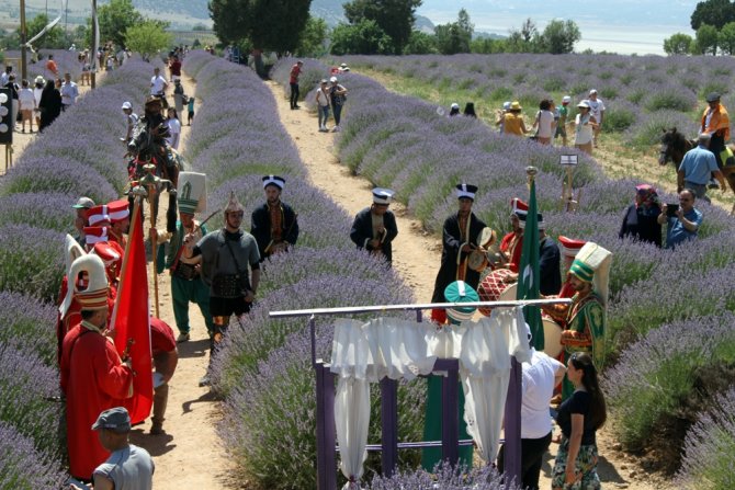Lavanta Kokulu Köyde Lavanta Günleri Başladı