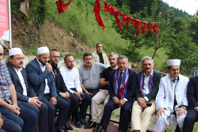 Eren Mezarı Başında Anıldı