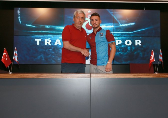 Trabzonspor’da Donis Avdijaj Ve Ahmet Baha Bilgin İle Sözleşme İmzalandı