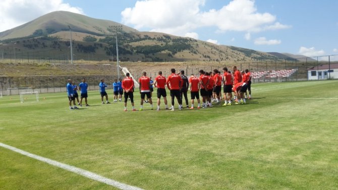 "Transfer Çalışmalarımız Şu Anda İyi Gidiyor"
