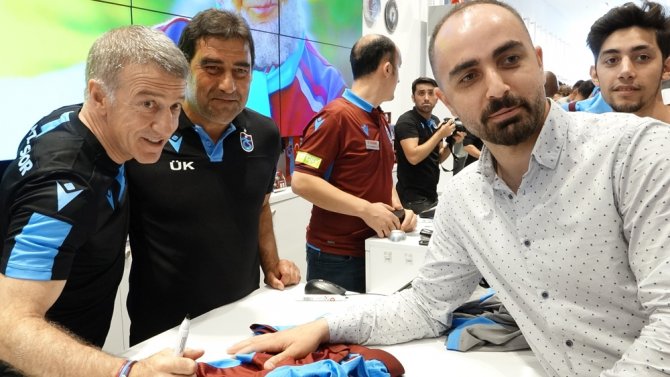 Trabzonspor Başkanı Ahmet Ağaoğlu’na Futbolculardan Sürpriz