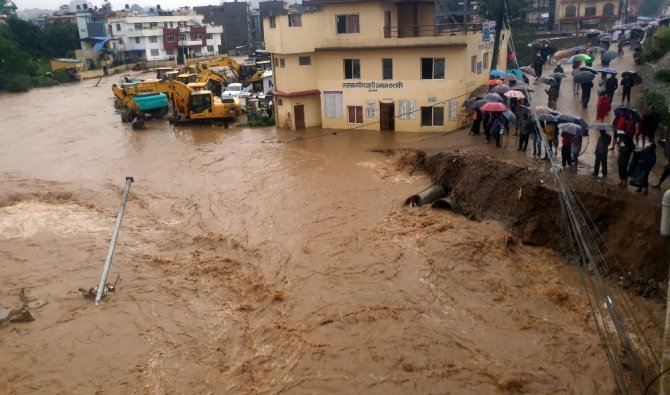 Nepal’daki Sel Felaketinde Ölü Sayısı 50’ye Yükseldi
