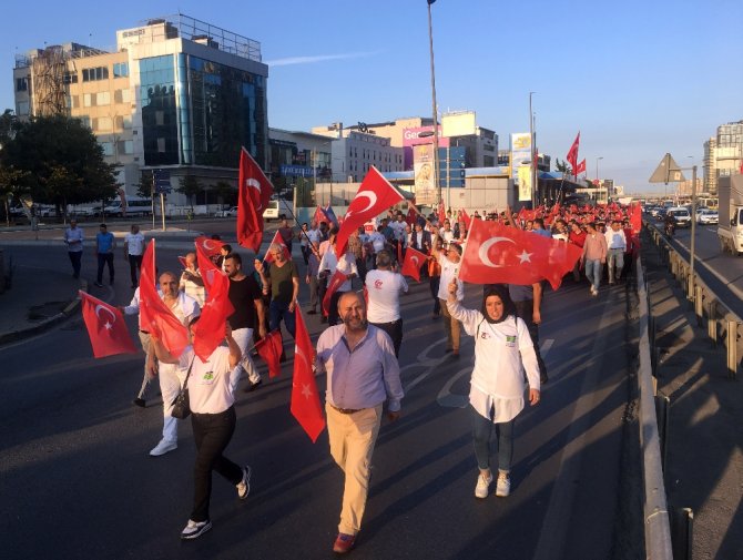 Vatandaşlar Atatürk Havalimanı’na Akın Etti