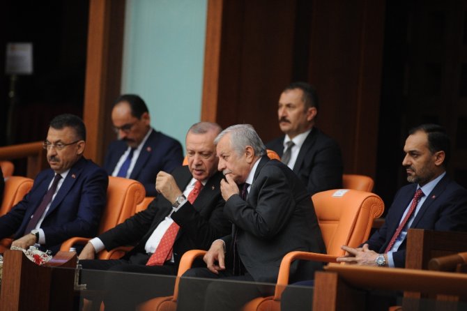 Tbmm Genel Kurulu’nda Chp Grup Başkanvekili Özkoç’un Sözlerine Tepki