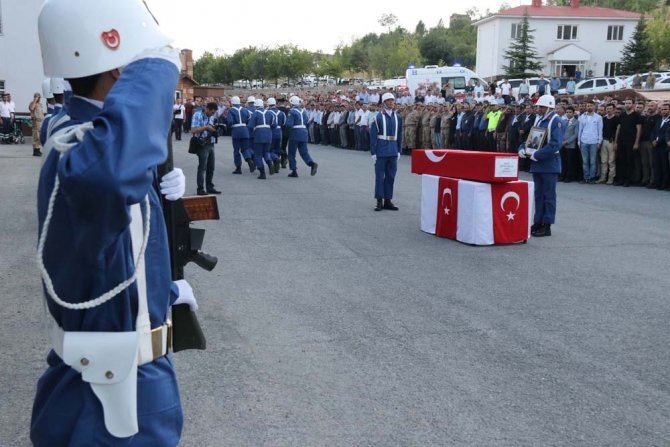 Şehit Binbaşı Zafer Akkuş İçin Tören Düzenlendi