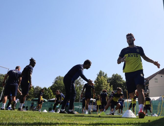Fenerbahçe, Günün İlk Çalışmasını Tamamladı