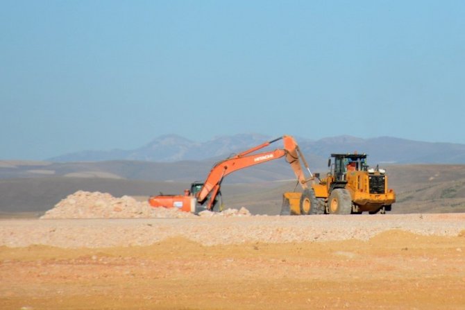 Gümüşhane-bayburt Havalimanında Çalışmalar Devam Ediyor