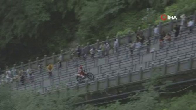 999 Basamağı 56 Saniyede Tırmandı