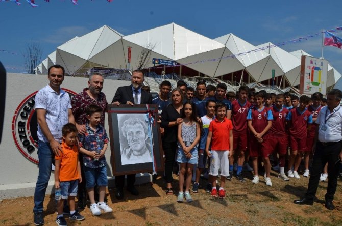 Trabzonspor’un 52. Kuruluş Yıl Dönümü Düzenlenen Etkinliklerle Kutlandı