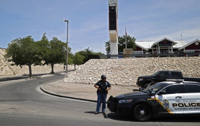 Abd’de Avm’ye Silahlı Saldırı: 1 Ölü, 18 Yaralı