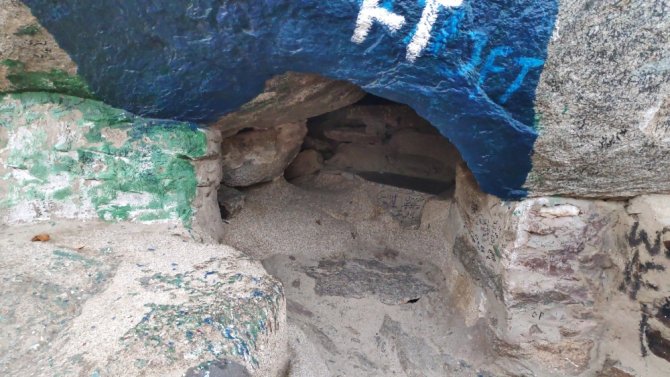 Müslümanlar Sevr Mağarası’na Akın Ediyor