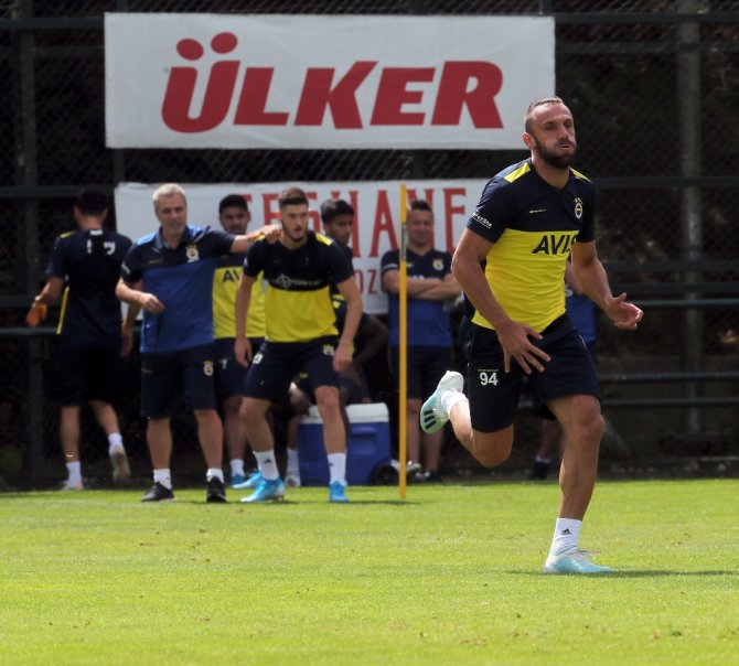Fenerbahçe Günün İlk İdmanını Tamamladı