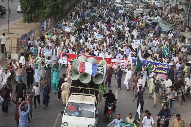 Pakistan’ın Muhafazakar Partisi’nden Hindistan Karşıtı Protesto
