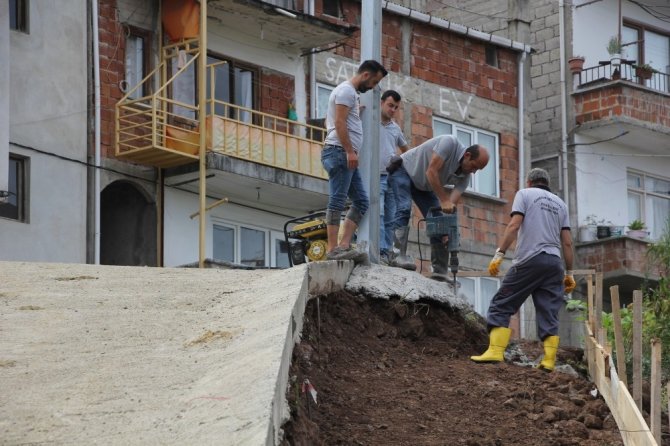 Belediyeden Dolmuş Durağı Çalışması