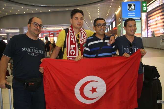 Liverpool Ve Chelsea Taraftarlarının İstanbul’a Gelişi Sürüyor