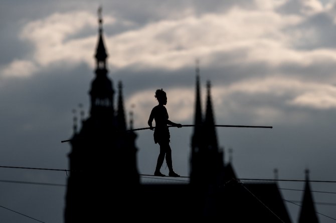 35 Metre Yükseklikte Nefes Kesen Yürüyüş