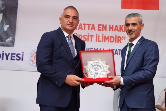Kılıçdaroğlu, Hacı Bektaş Veli’yi Anma Töreninde Konuştu