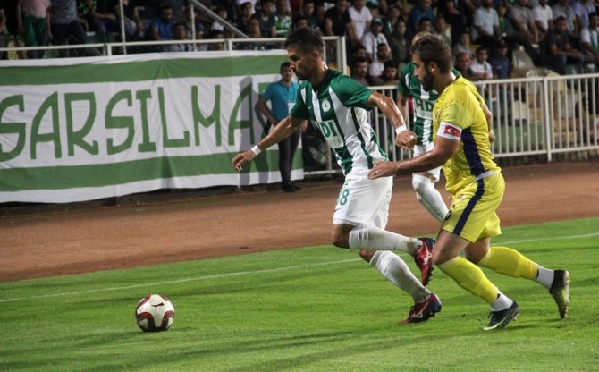 Spor Toto 1. Lig: Giresunspor: 1 - Menemenspor: 0 (İlk Yarı)