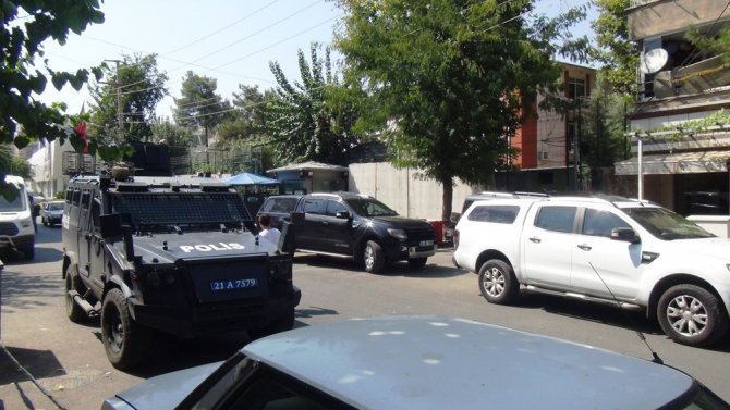 Diyarbakır’da Polis Merkezine Eyp’li Saldırı