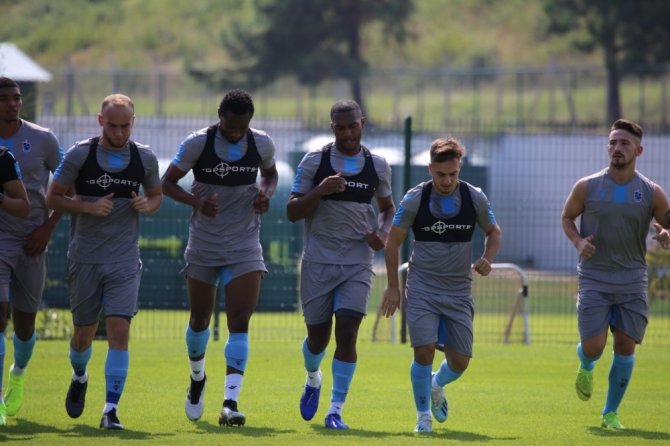 Trabzonspor’un Yeni Transferi Sturridge, Takımla İlk Antrenmanına Çıktı