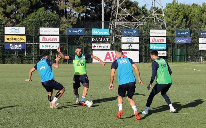 Fenerbahçe Tempo Yükseltti