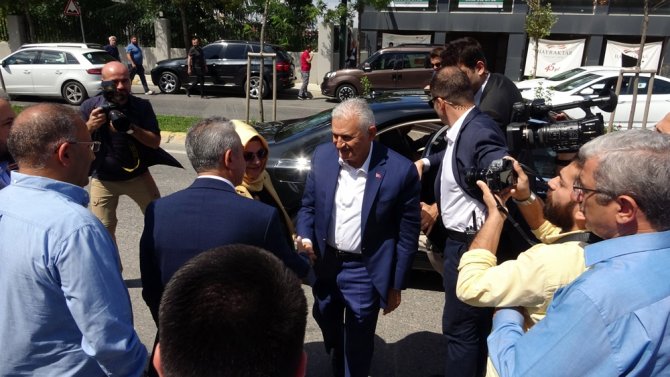 Binali Yıldırım’dan Sancaktepe Belediye Başkanı Döğücü’ye Ziyaret
