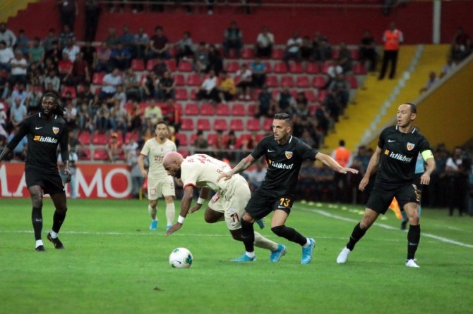 İlk Yarıda Tek Gol Var