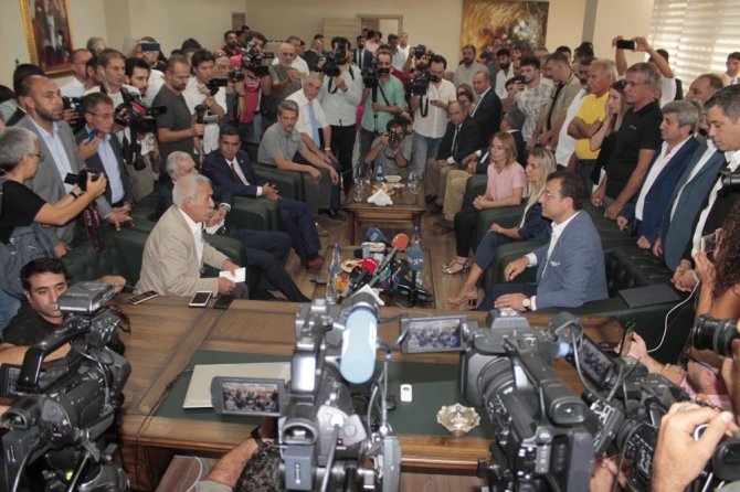 İmamoğlu’ndan Hdp’ye Ziyaret: "Size Güç Olmak İçin Geldik”