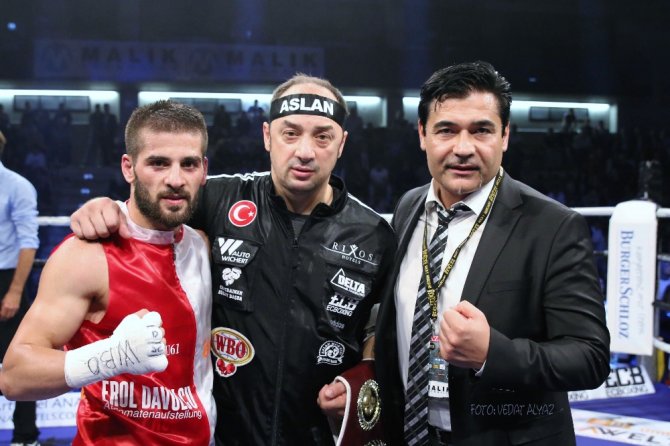 Dünya Devi Türkiye’de Boks Galası Düzenliyor