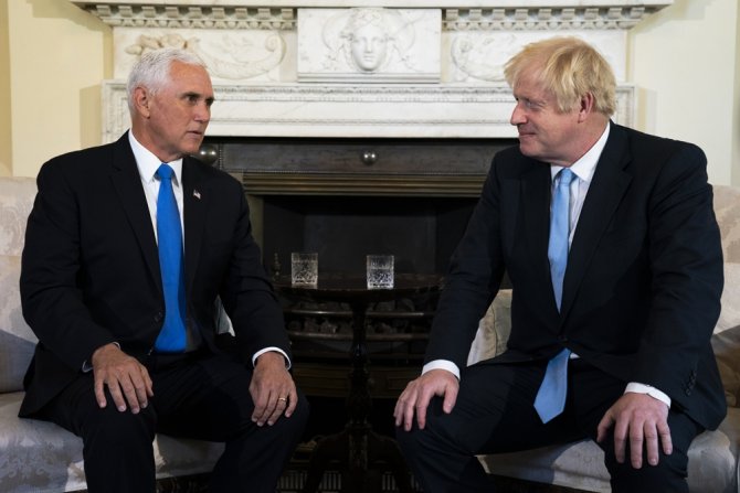 İngiltere Başbakanı Johnson, Abd Başkan Yardımcısı Pence İle Görüştü